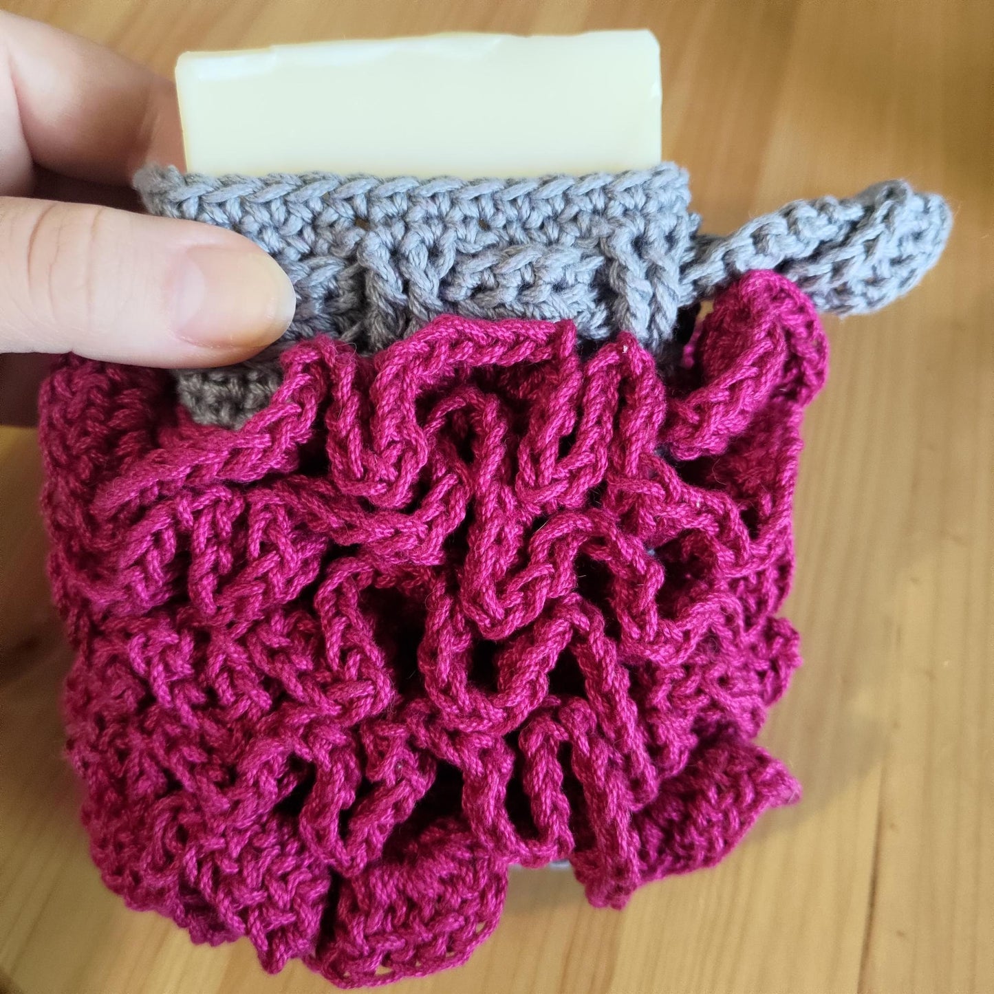 M: Pattern | Soap Saver Scrubby Poof